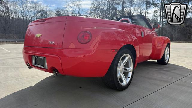 Photo of 2003 Red Chevrolet SSR