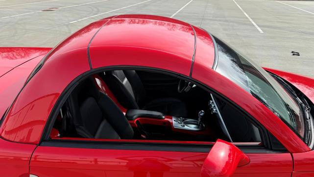 Photo of 2003 Red Chevrolet SSR
