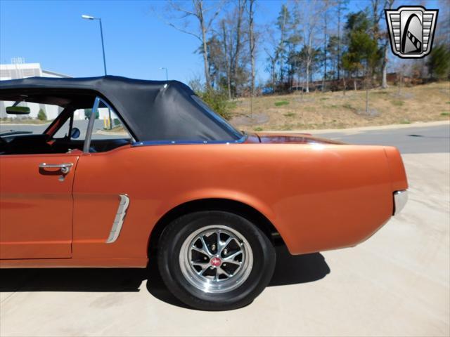 Photo of 1965 Copper Ford Mustang