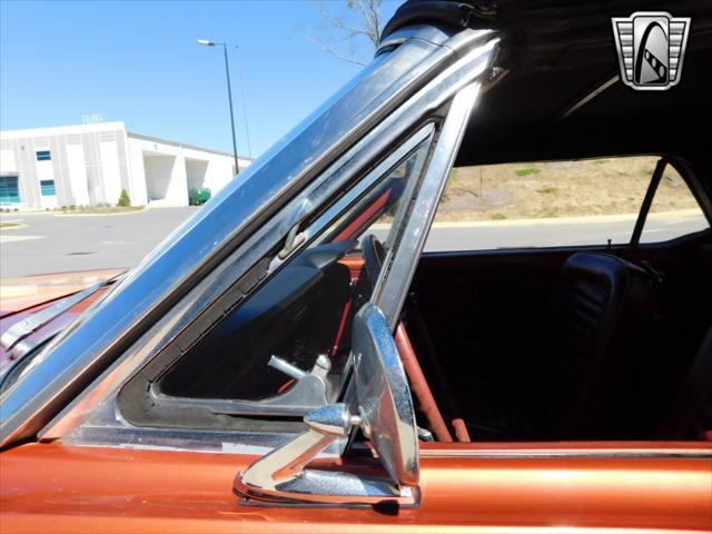 Photo of 1965 Copper Ford Mustang