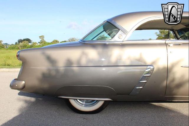 Photo of 1952 Gold Ford Crestline