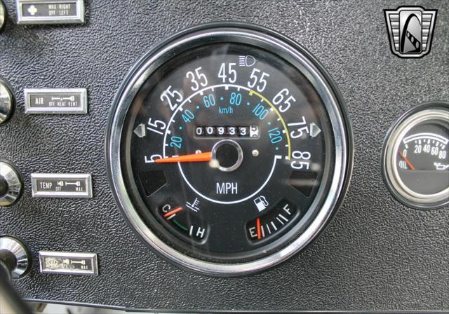 Photo of 1984 Silver Jeep CJ