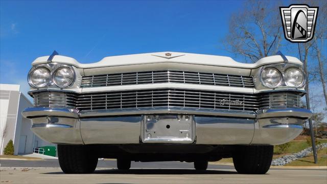Photo of 1964 Aspen White Cadillac Series 62