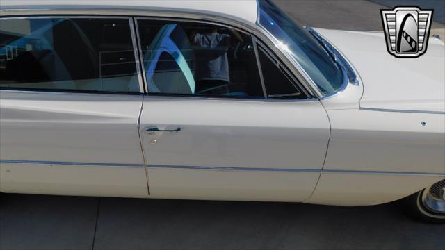 Photo of 1964 Aspen White Cadillac Series 62
