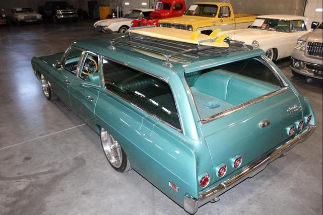 Photo of 1968 Teal Chevrolet Impala
