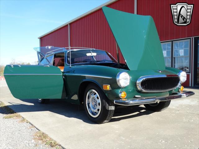 Photo of 1973 Green Volvo 1800