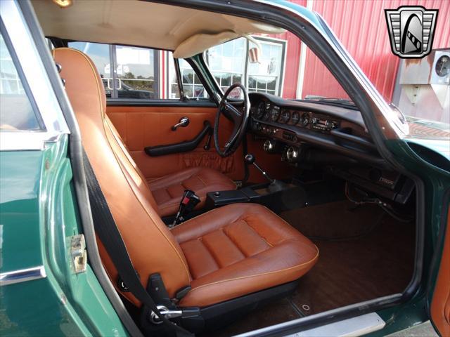 Photo of 1973 Green Volvo 1800