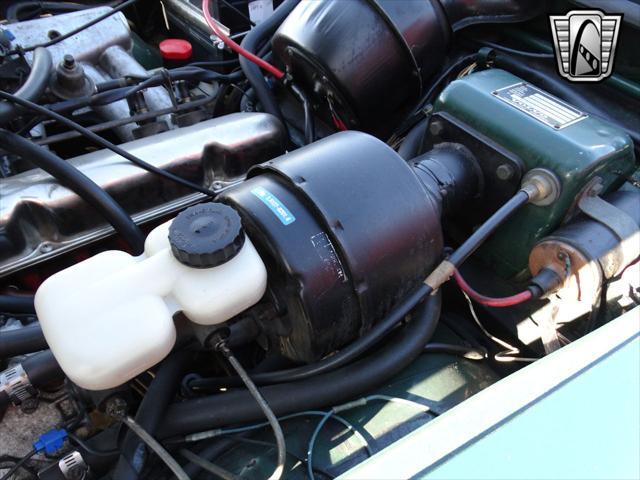 Photo of 1973 Green Volvo 1800