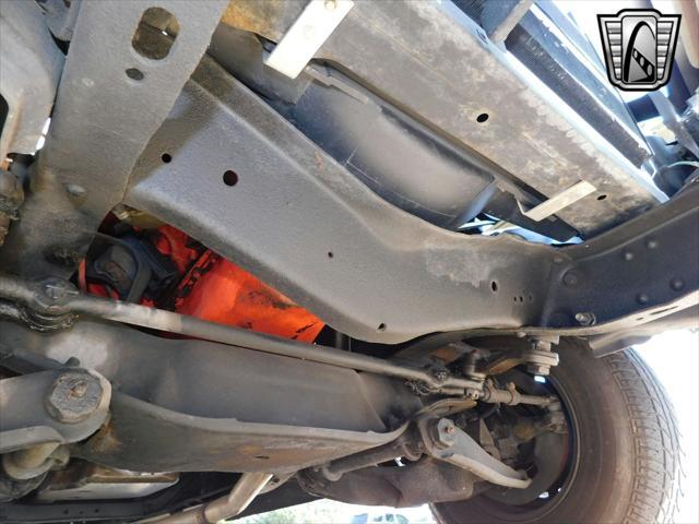 Photo of 1971 Gold/White Chevrolet C10/K10