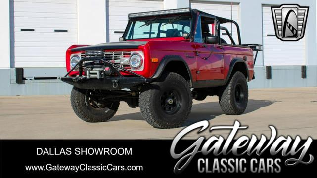 Photo of 1972 Red Ford Bronco