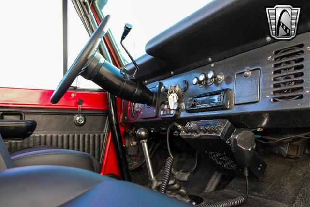 Photo of 1972 Red Ford Bronco