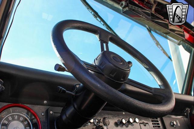 Photo of 1972 Red Ford Bronco