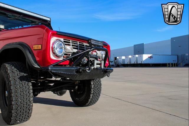 Photo of 1972 Red Ford Bronco
