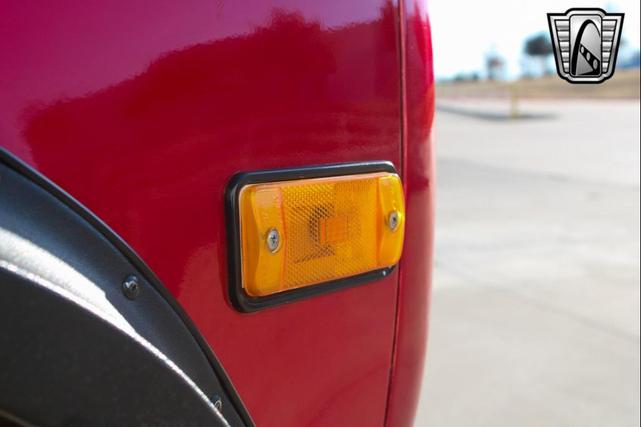 Photo of 1972 Red Ford Bronco