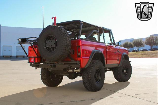 Photo of 1972 Red Ford Bronco