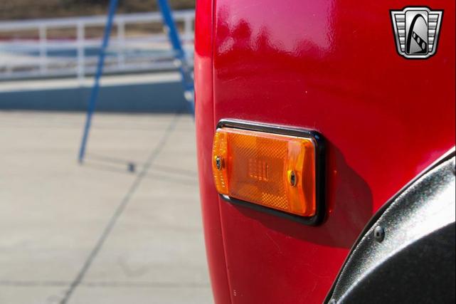 Photo of 1972 Red Ford Bronco
