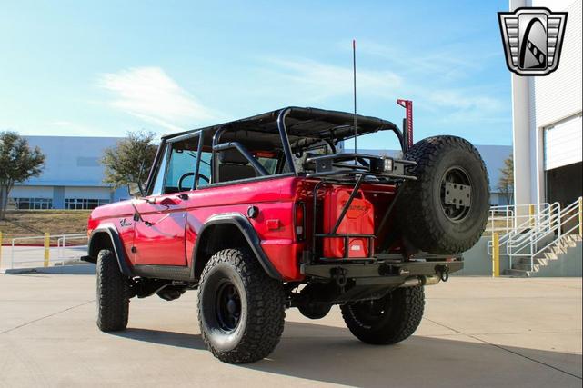 Photo of 1972 Red Ford Bronco