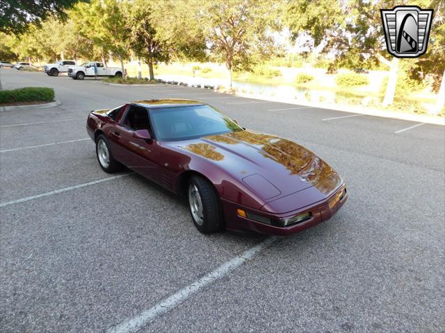Photo of 1993 Ruby Red Metallic Chevrolet Corvette