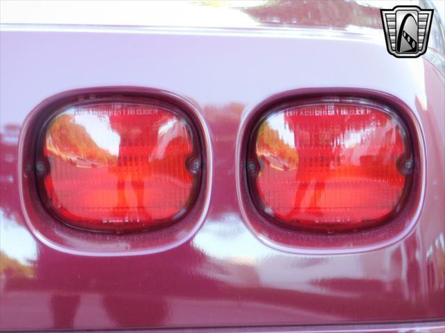 Photo of 1993 Ruby Red Metallic Chevrolet Corvette