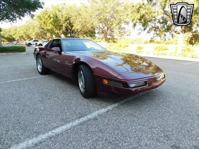 Photo of 1993 Ruby Red Metallic Chevrolet Corvette