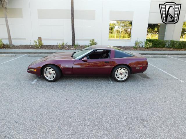 Photo of 1993 Ruby Red Metallic Chevrolet Corvette