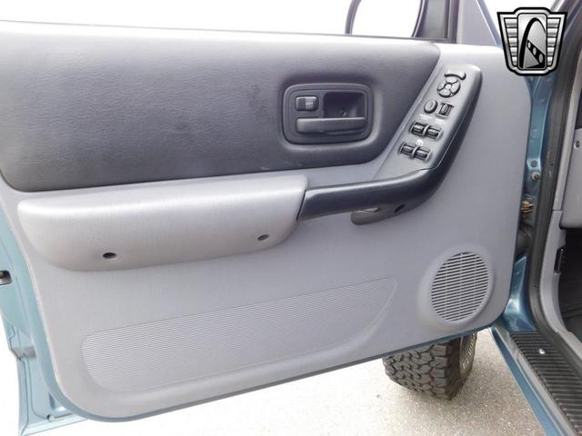 Photo of 1998 Gunmetal Blue Jeep Cherokee