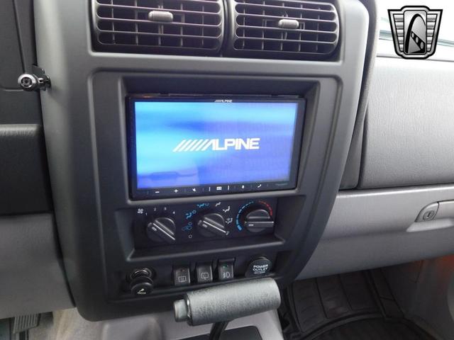 Photo of 1998 Gunmetal Blue Jeep Cherokee