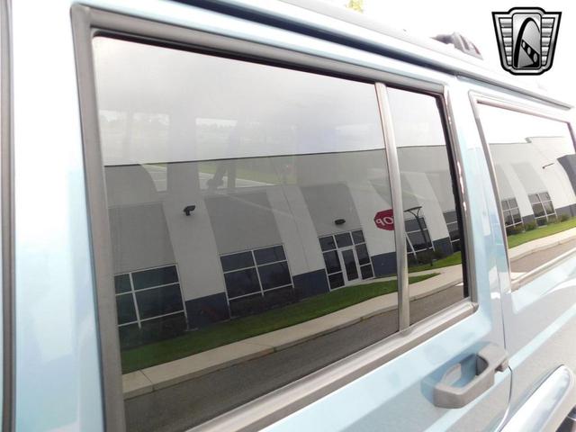 Photo of 1998 Gunmetal Blue Jeep Cherokee
