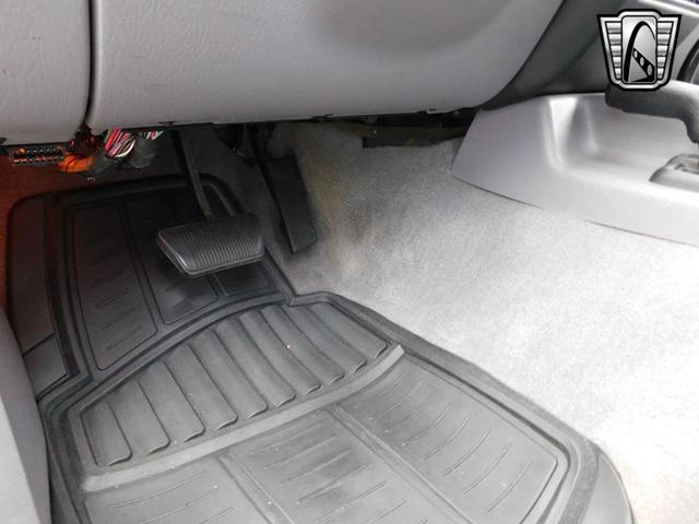 Photo of 1998 Gunmetal Blue Jeep Cherokee