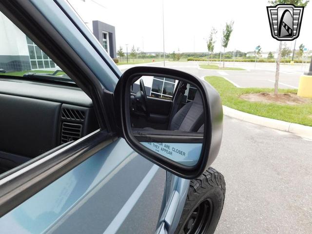 Photo of 1998 Gunmetal Blue Jeep Cherokee