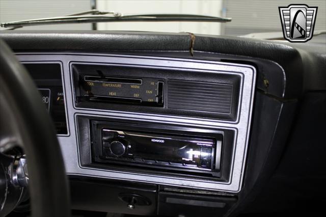 Photo of 1976 Orange Dodge Aspen