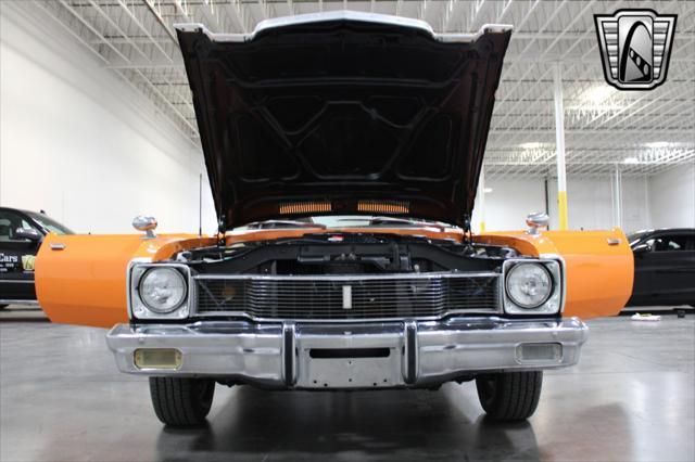 Photo of 1976 Orange Dodge Aspen