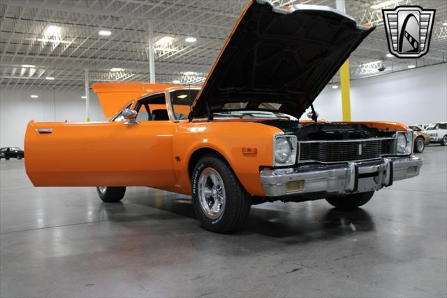 Photo of 1976 Orange Dodge Aspen