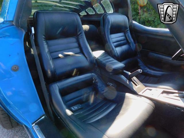 Photo of 1982 Blue Chevrolet Corvette
