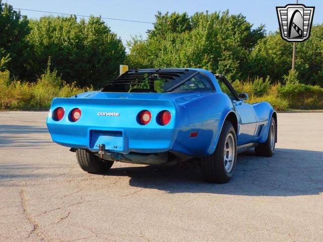 Photo of 1982 Blue Chevrolet Corvette