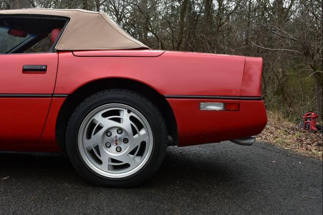 Photo of 1990 Red Chevrolet Corvette