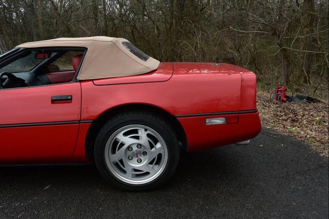 Photo of 1990 Red Chevrolet Corvette