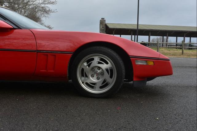 Photo of 1990 Red Chevrolet Corvette