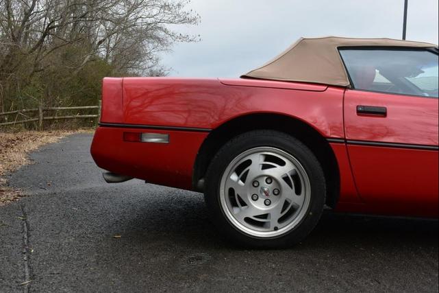 Photo of 1990 Red Chevrolet Corvette