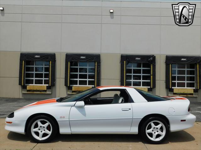 Photo of 1997 White with orange racing stripes Chevrolet Camaro
