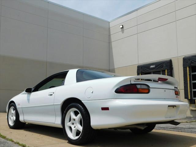 Photo of 1997 White with orange racing stripes Chevrolet Camaro