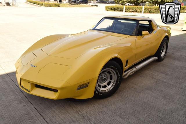Photo of 1980 Yellow Chevrolet Corvette