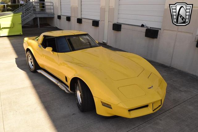 Photo of 1980 Yellow Chevrolet Corvette