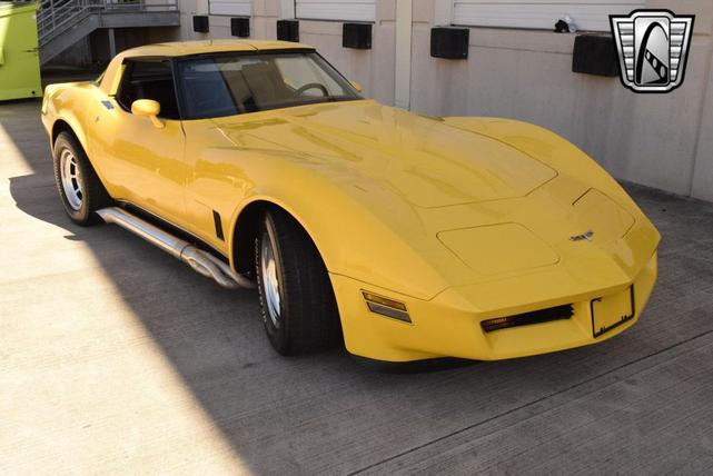 Photo of 1980 Yellow Chevrolet Corvette