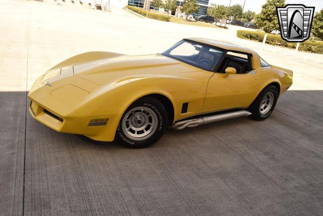 Photo of 1980 Yellow Chevrolet Corvette