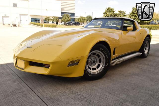 Photo of 1980 Yellow Chevrolet Corvette