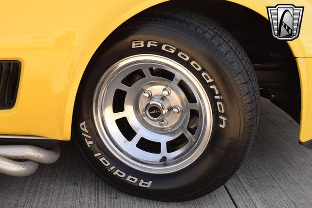Photo of 1980 Yellow Chevrolet Corvette
