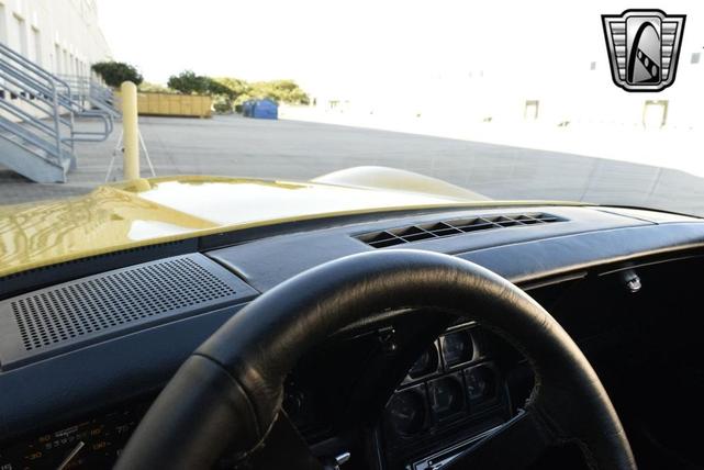 Photo of 1980 Yellow Chevrolet Corvette