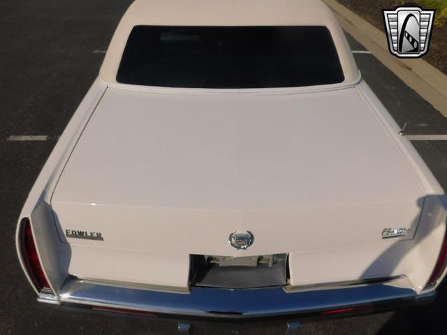 Photo of 1995 White Cadillac Fleetwood