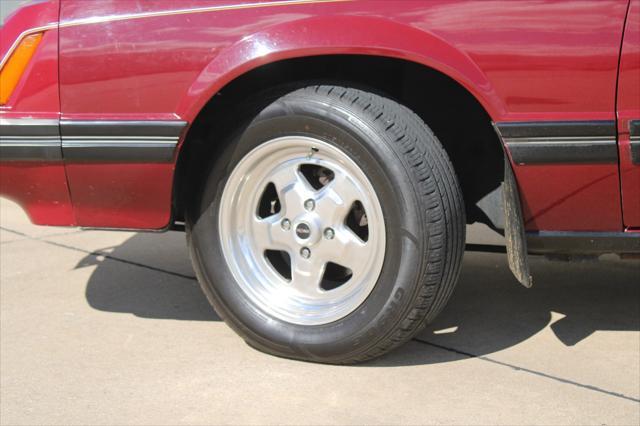 Photo of 1983 Maroon Ford Mustang